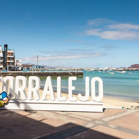 Home2book Vibrant Corralejo, Pool شقة