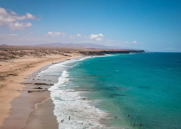 Home2book Vibrant Corralejo, Pool 公寓